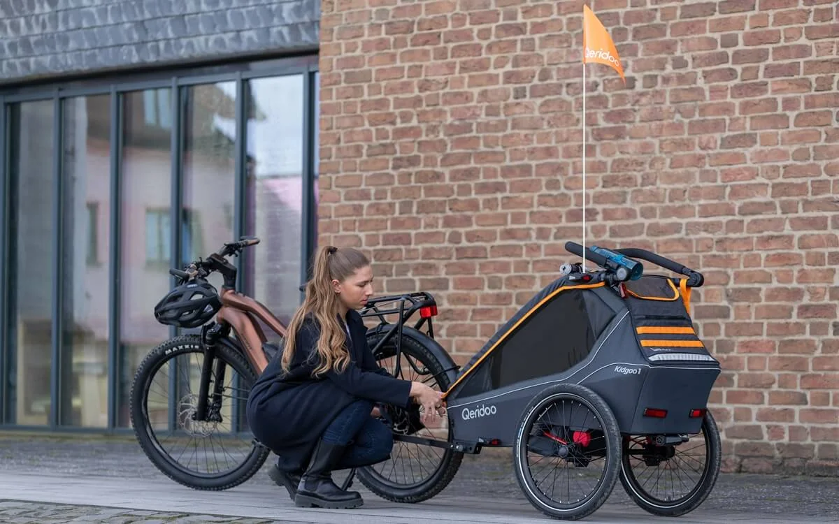 Bild Fahrradanhänger abschließen