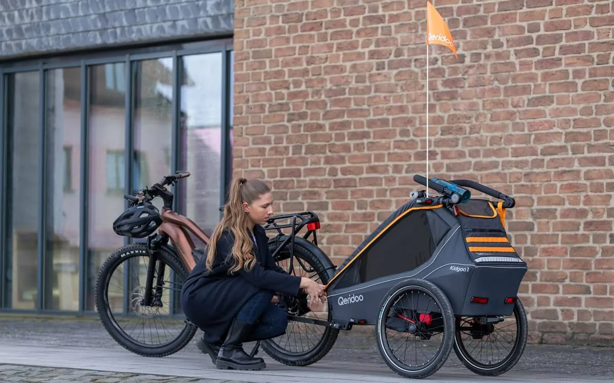 Regelmäßige Kontrolle und Reinigung des Fahrradanhängers Regelmäßige Kontrolle und Reinigung des Fahrradanhängers