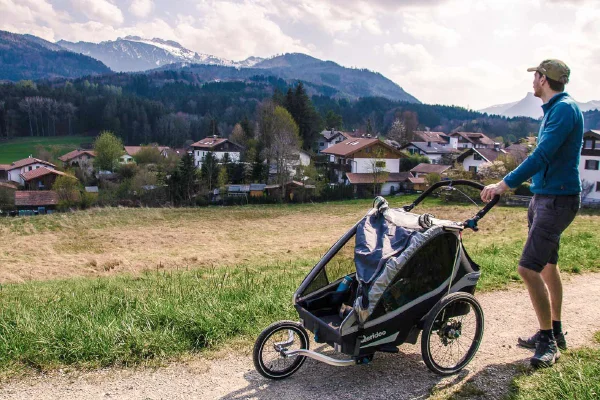 Kindersportwagen Qeridoo Kidgoo 2 Pro beim Wandern